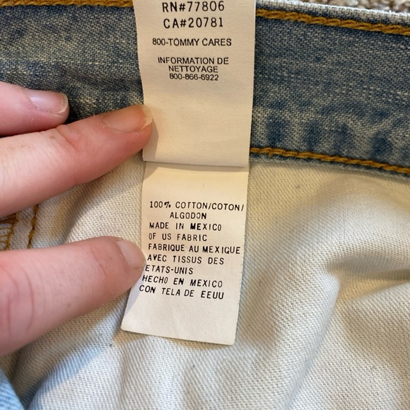 Vintage 90’s Tommy Hilfiger Jean Shorts Men’s Size 42 Jorts Light Wash Y2K - Picture 7 of 7